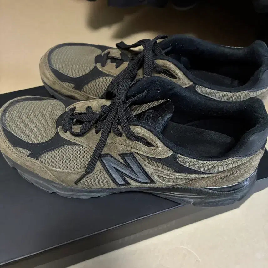[BUNJANG] New Balance x JOUND 990v3 Brown/Black Sneakers / 뉴발란스 자운드 990V3 브라운블랙 285