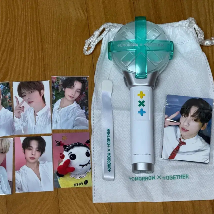 [BUNJANG] TXT Sweetune Moa Zone Photocard & Moa Bong Bundle / 투바투 스윗콘 모아존 포카 + 모아봉