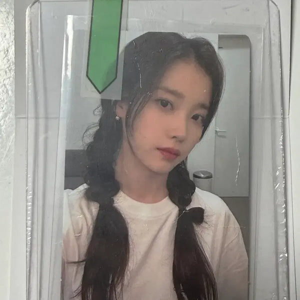 [BUNJANG] IU 2024 Birthday Photocard / 아이유 2024 생일포카
