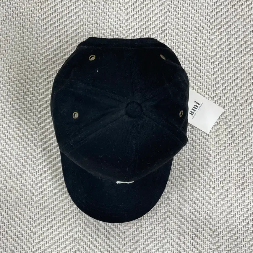 [BUNJANG] AMI Heart Logo Ball Cap / 아미 하트로고 볼캡모자