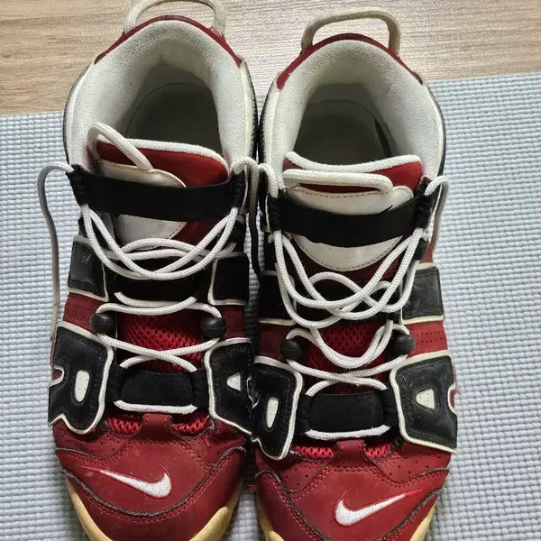 [BUNJANG] Nike Air More Uptempo "Christmas" Size 280 / 나이키 업템포 크리스마스 280 (무배)