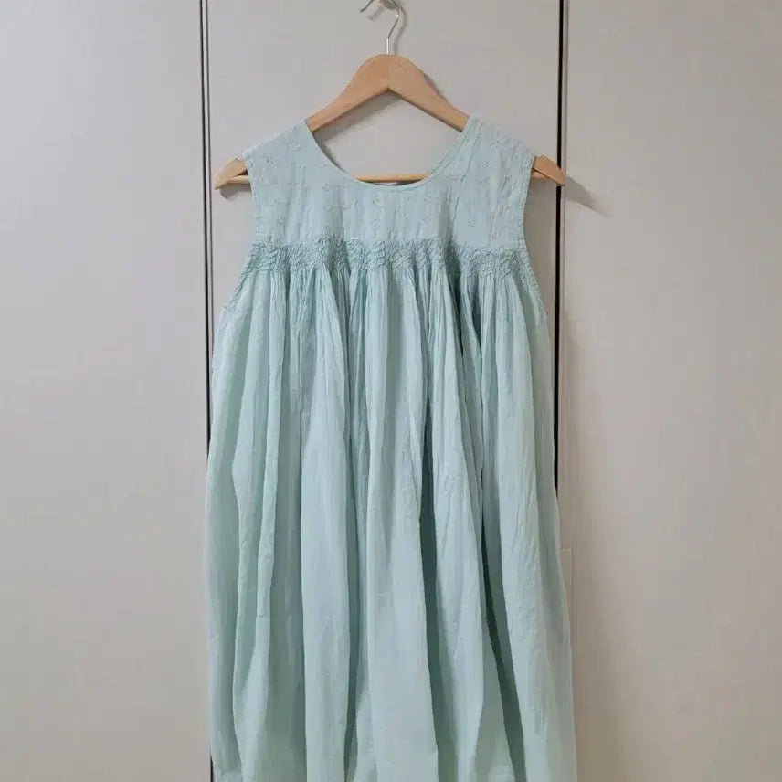 [BUNJANG] Vintage Mori Girl Embroidered Button Sleeveless Dress / 빈티지모리걸 자수단추민트민소매원피스 하구미스즈코카메모리노가토눙카라하나마루