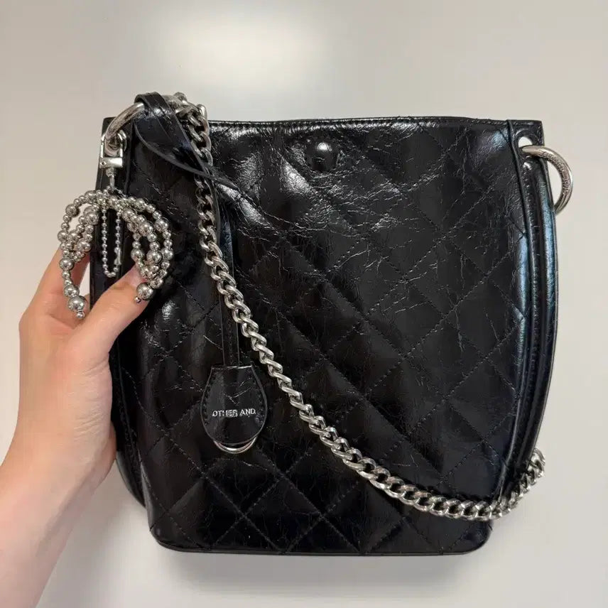 [BUNJANG] ADER Error Quilting Tiny Camera Bag Black / 아더앤드 퀄팅 타이니 카마백 블랙