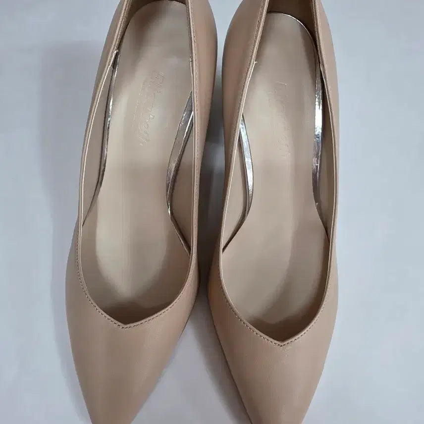 [BUNJANG] Elizabeth Beige Pumps Heel Women's Shoes / Elizabeth 베이지 펌프스힐 여성구두