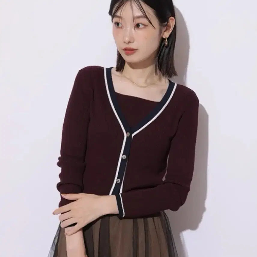 [BUNJANG] Mystrada Color-Block Line Cardigan Burgundy / Mystrada 배색 라인 가디건 버건디 스나계수입의류에이블리엉넬