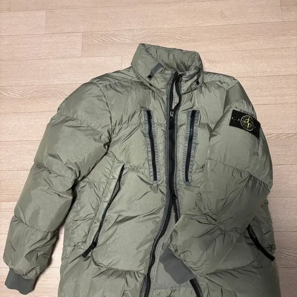 [BUNJANG] Stone Island Crinkles Labs Padded Jacket / 스톤아일랜드 크링클랩스 패딩 100