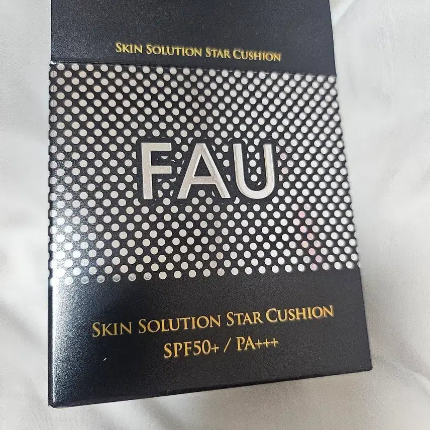 [BUNJANG] FAU Star Cushion (Main Product + Refill) SPF50+/PA+++ / 박스만개봉)FAU 파우 스타쿠션 (본품+리필)