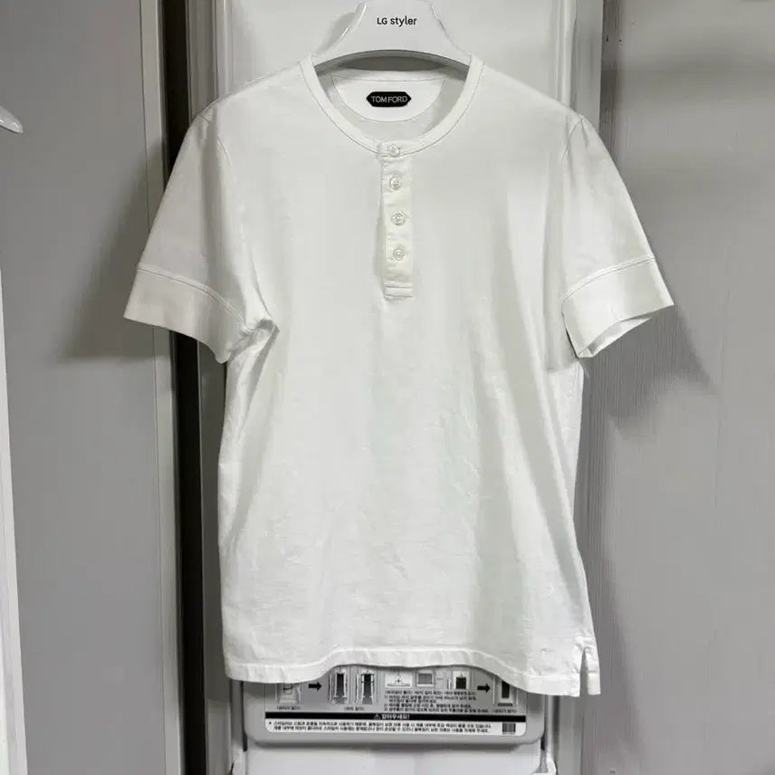 [BUNJANG] Tom Ford Half-Sleeve Henley Shirt / 톰포드 헨리넥