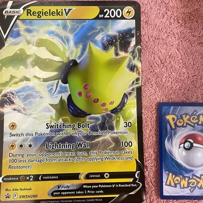 [BUNJANG] Pokemon English Version Reggieieleki Jumbo Card / <점보카드> 영문판 레지에레키 V 포켓몬카드
