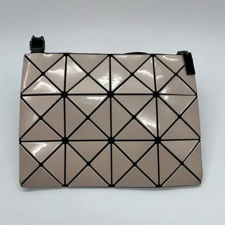 [BUNJANG] Issey Miyake Lucent Crossbody Bag / 267001630 이세이미야케 바오바오 루센트 크로스바디백