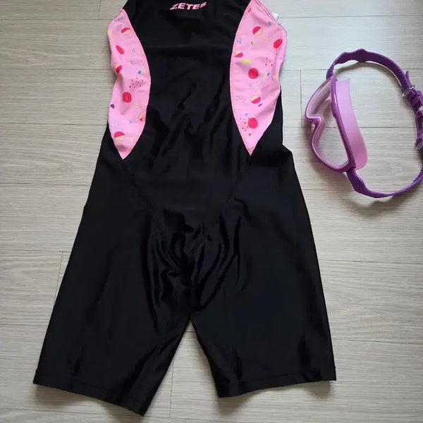 [BUNJANG] Jetees One-Piece Swimsuit & Goggles Set / 제테스 반신 수영복 + 물안경 일괄