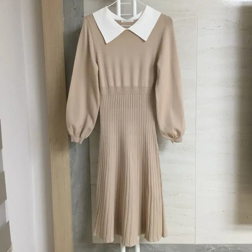 [BUNJANG] RENEEVON Pleated Collar Midi Dress Beige S / RENEEVON 레니본 23 플리츠 카라 원피스 S