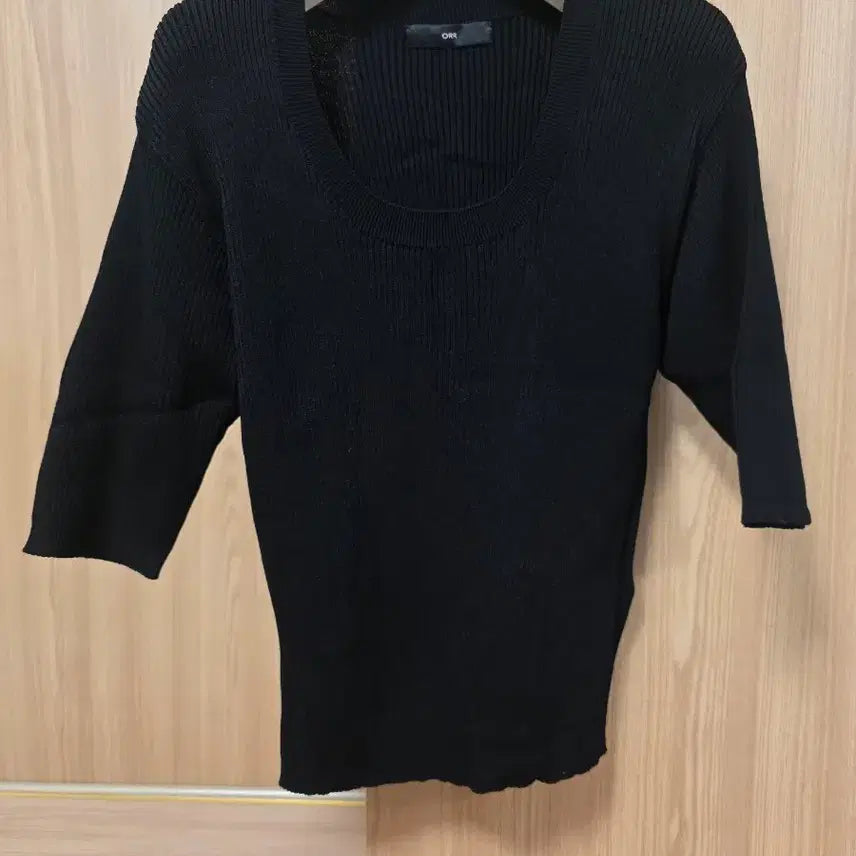 [BUNJANG] ORR Ribbed U-Neck Short Sleeve Knit Top - Black, Size L / ORR 오르 골지 반팔 니트 L