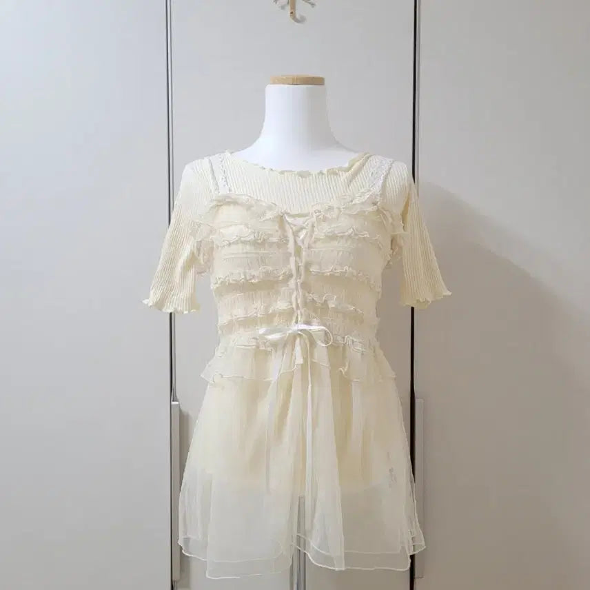 [BUNJANG] Axesfemme Knit Blouse T-shirt / Axesfemme엑시즈팜 끈나시블라우스반팔니트티셔츠빈티지모리걸페어리솜로걀