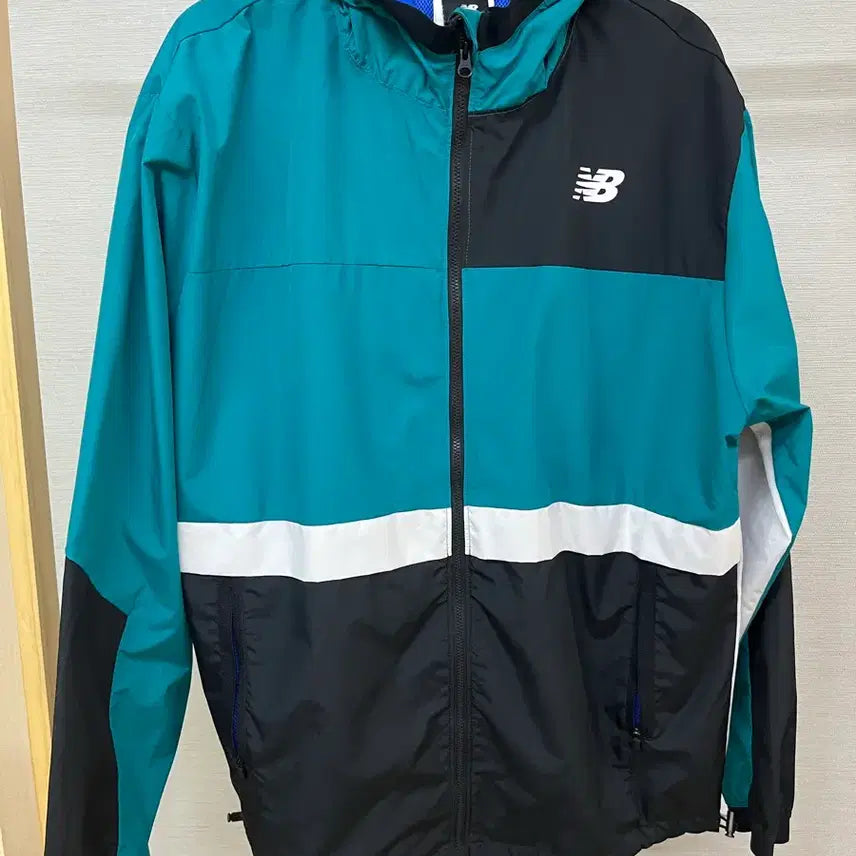 [BUNJANG] New Balance XL Windbreaker Jacket / XL) 뉴발랑스 러닝 바람막이