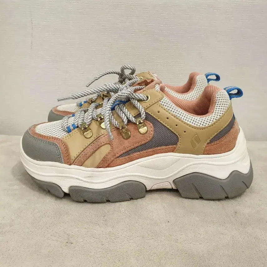 [BUNJANG] Skechers Air-Cooled Memory Foam Multi-Color Height-Increasing Sneakers (235mm) / 스케쳐스 메모리폼 키높이 운동화 캐쥬얼화 235 멀티컬러
