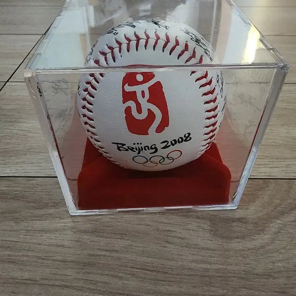 [BUNJANG] 2008 Beijing Olympics Commemorative Ball Signed Book - Lee Seung-yeop, Ryu Hyun-jin, Lee Dae-ho, Kim Kwang-hyun, Oh Seung-hwan / 2008년 베이징올림픽 기념구 싸인북 이승엽 류현진 이대호 김광현 오승환