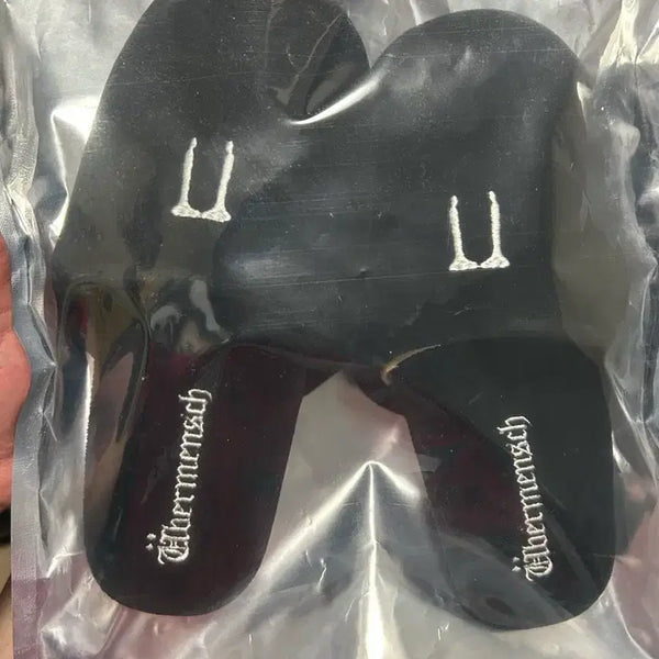 [BUNJANG] G-Dragon Slippers / 지드래곤 슬리퍼 정가에 팔아요~