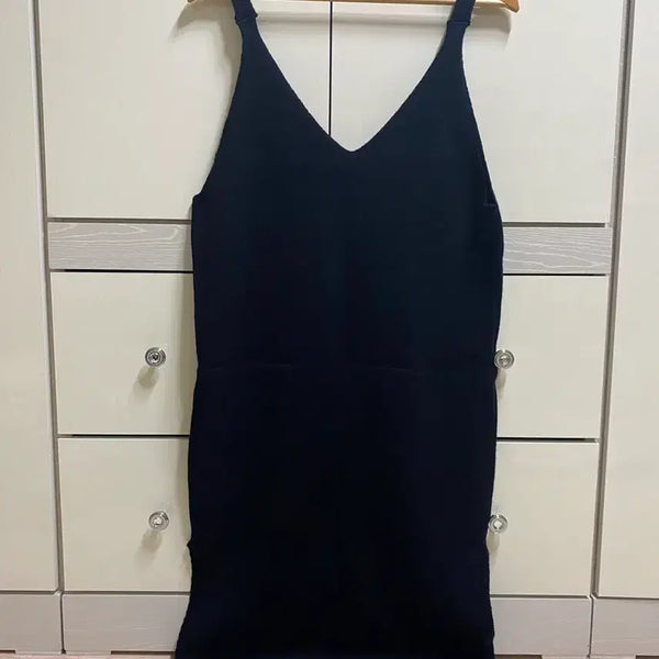 [BUNJANG] Black Spaghetti Strap Knit Midi Dress / 블랙 끈나시 니트 미디 원피스 free
