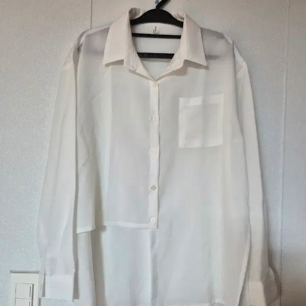 [BUNJANG] Asymmetrical White Shirt Blouse / 언발란스 흰색 셔츠 블라우스