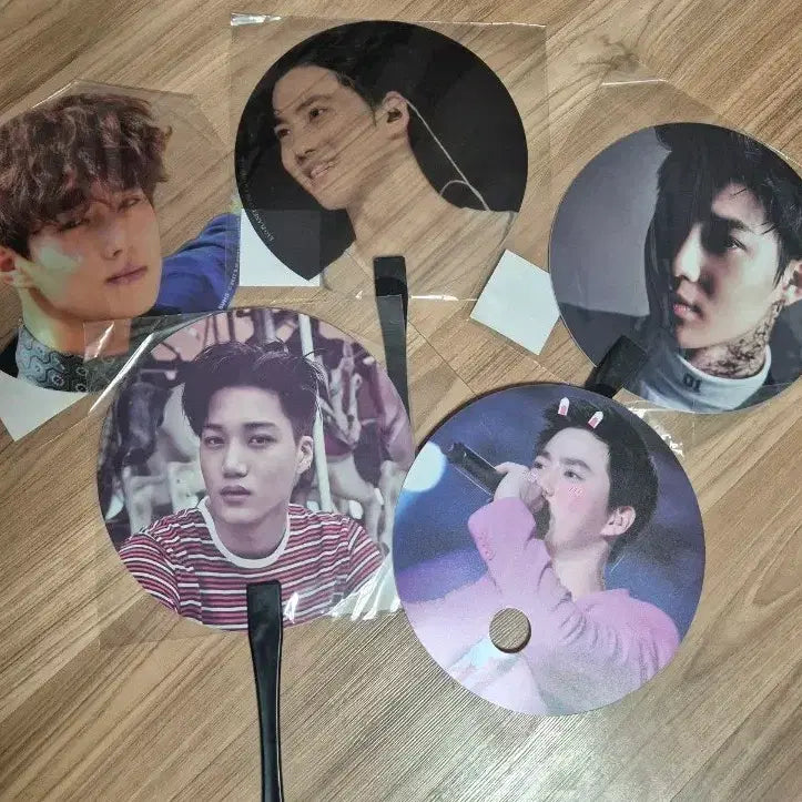 [BUNJANG] EXO Suho & Kai Fan Set / EXO 엑소 부채 세트 (수호/카이)
