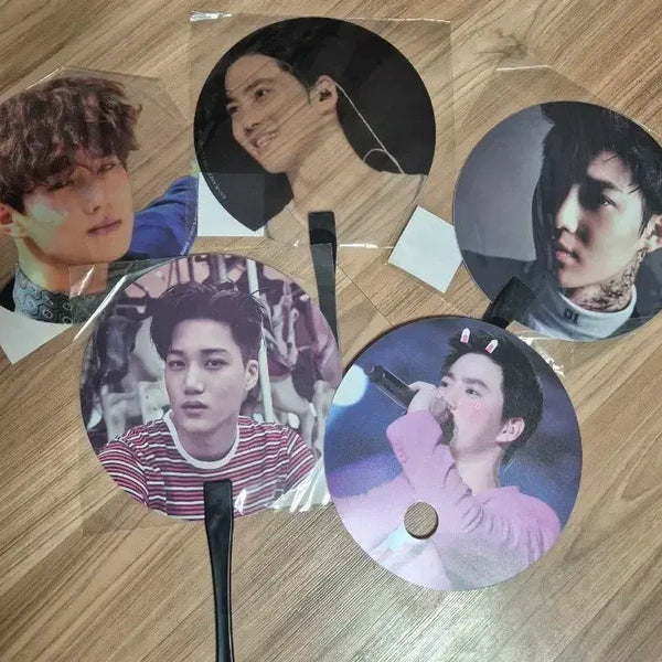[BUNJANG] EXO Suho & Kai Fan Set / EXO 엑소 부채 세트 (수호/카이)
