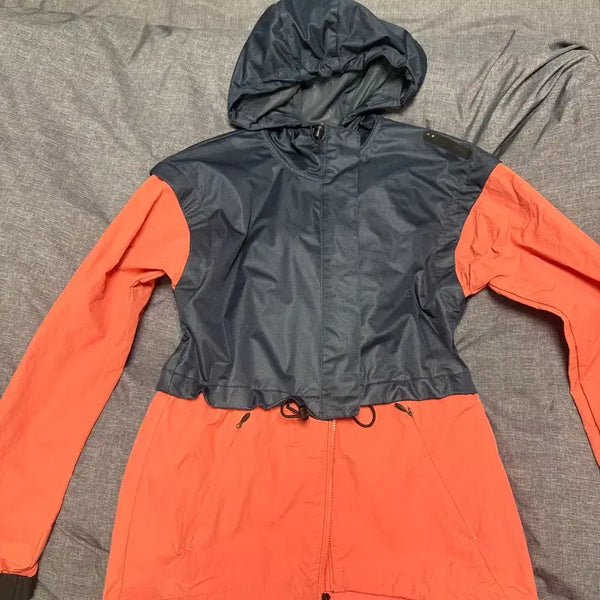 [BUNJANG] Under Armour Women's Windbreaker XS / 언더아머 바람막이 여성xs