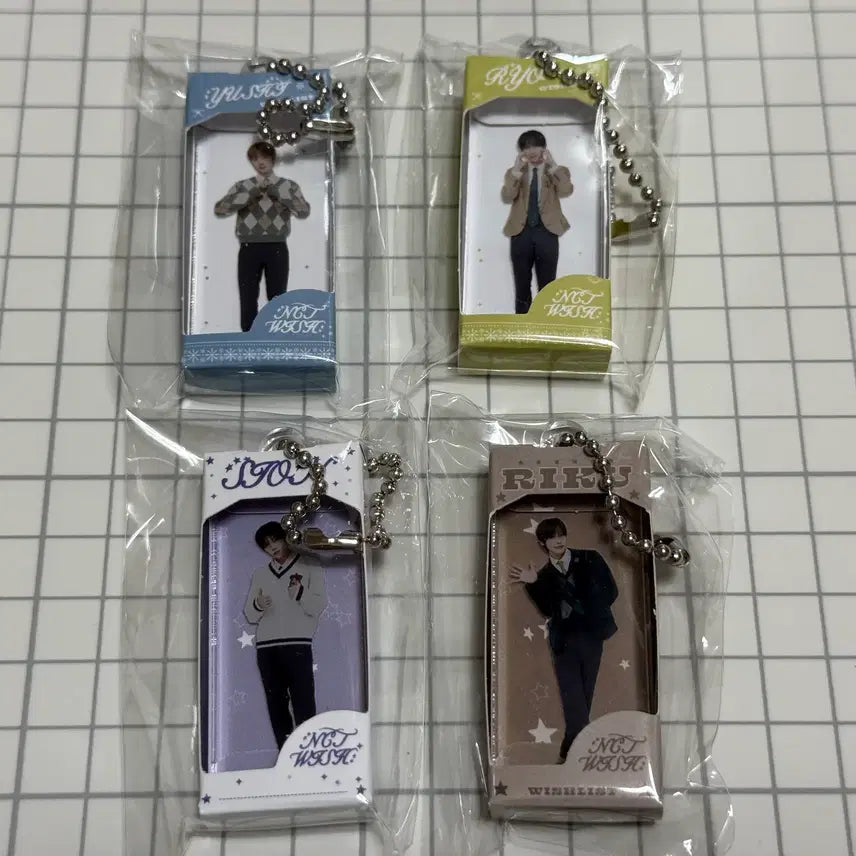 [BUNJANG] NCT WISH Japan Online KUJI D-Prize Keychain & E-Prize Photosticker / 엔시티위시 일본 온라인 쿠지 양도
