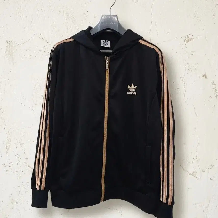 [BUNJANG] Adidas Vintage Trefoil Track Top Hoodie / 아디다스 빈티지 트레포일 검골 후드집업 트랙탑 95