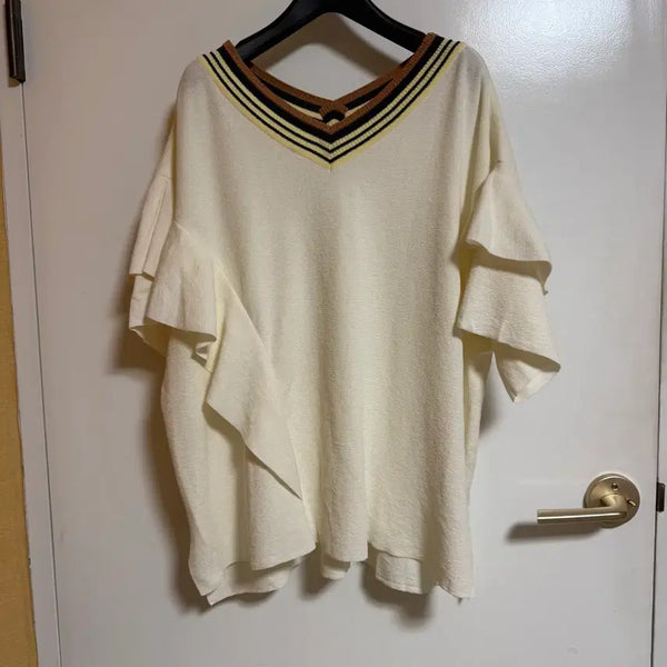[BUNJANG] G-cut Boxy Fit V-Neck Frill Short Sleeve Knit / 지컷 박시핏 브이넷 프릴 여름 반팔 니트