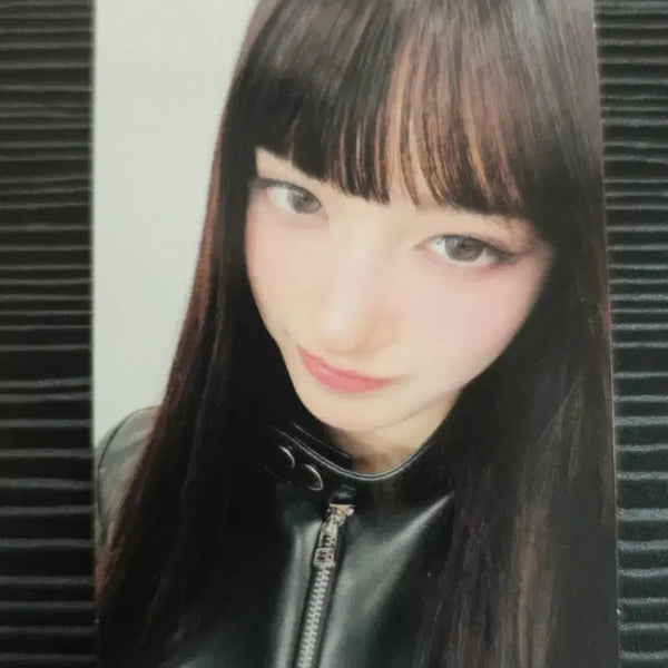 [BUNJANG] IVE Bang Bang Leeseo Photocard / 아이브 뱅뱅 블랙홀 리바이브 이서 공방포카