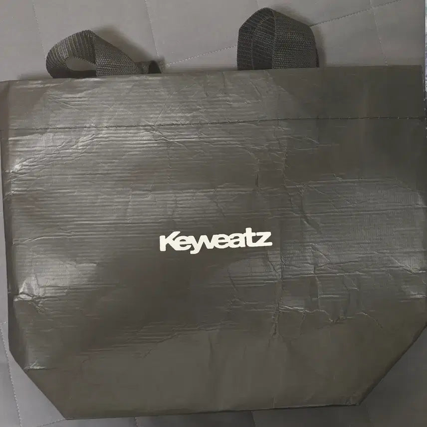 [BUNJANG] Kibitz Reversely Donated Bag / 키비츠 역조공 가방 양도