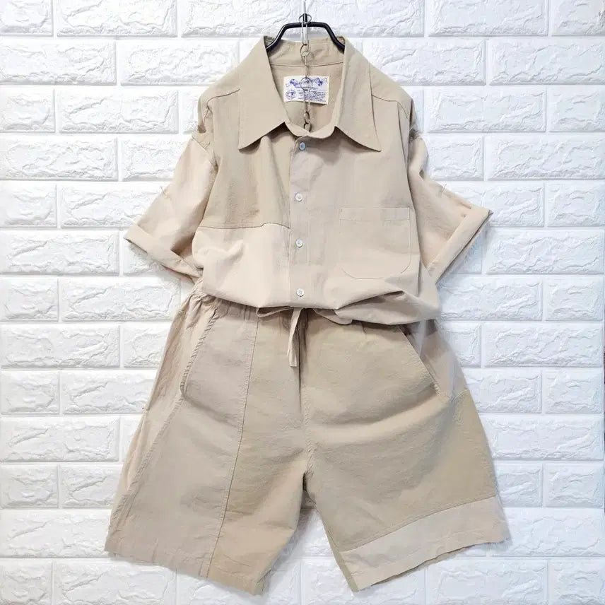 [BUNJANG] Beige Short Sleeve Shirt and Shorts Set / 베이지 반팔 셔츠 반바지 set