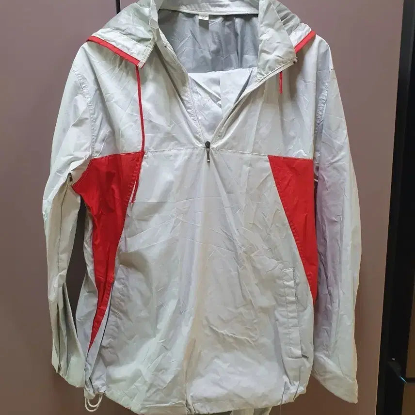 [BUNJANG] Color-Blocked Windbreaker Anorak Hoodie / 화이트/레드 배색 바람막이 땀복 아노락 후드