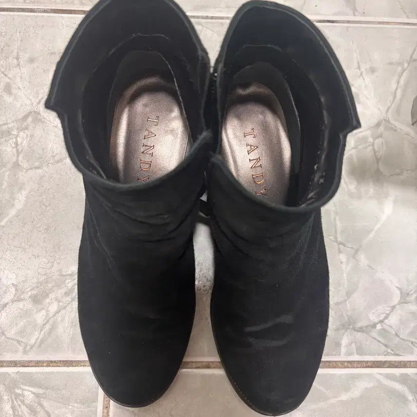 [BUNJANG] Tandy Suede Ankle Boots Black / 탠디 스웨이드 앵클 부츠 블랙