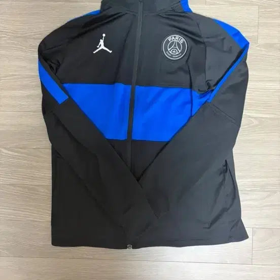 [BUNJANG] Paris Saint-Germain x Jordan Collaboration Jersey (Size M) / psg 져지 M사이즈 판매합니다