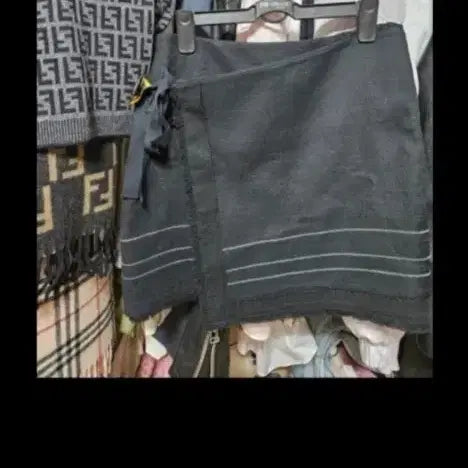 [BUNJANG] VOV Black Blend Fabric Skirt Size 55 / 보브 정품 스커트 55사이즈