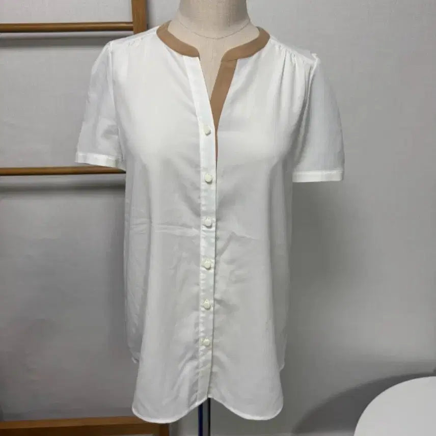 [BUNJANG] Roem White Contrast Short Sleeve Blouse / Roem 화이트 배색 반팔 블라우스