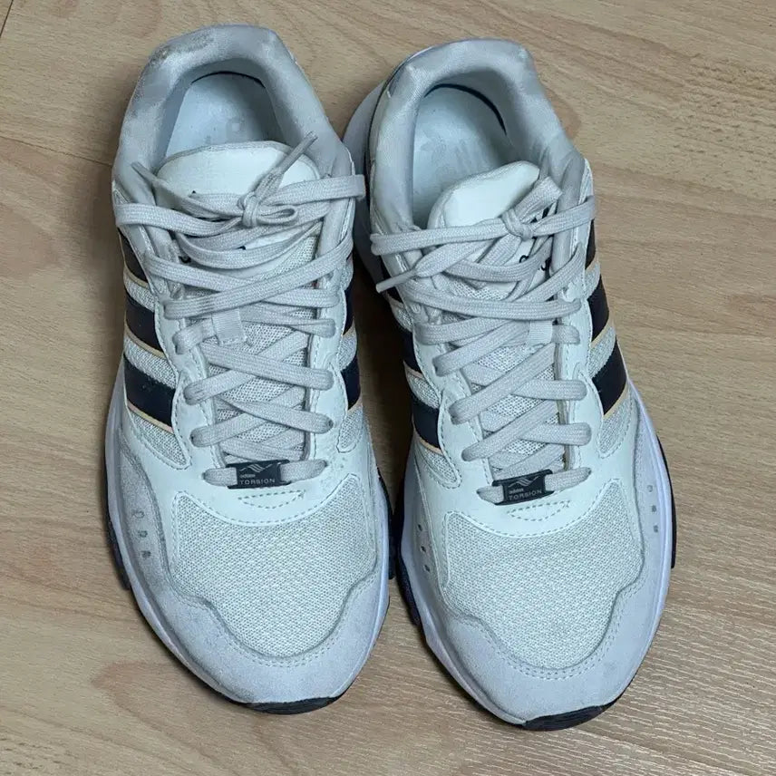 [BUNJANG] Adidas Retropy E5 Shoes (275mm) / 아디다스 레트로피 E5 슈즈 (275mm)