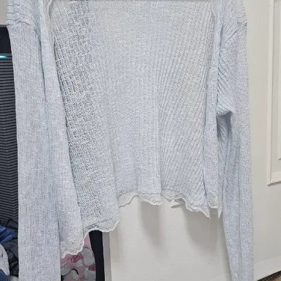 [BUNJANG] Sheer Cropped Knit Long Sleeve (Sky Blue) / 시스루 크롭 니트 긴팔 하늘색