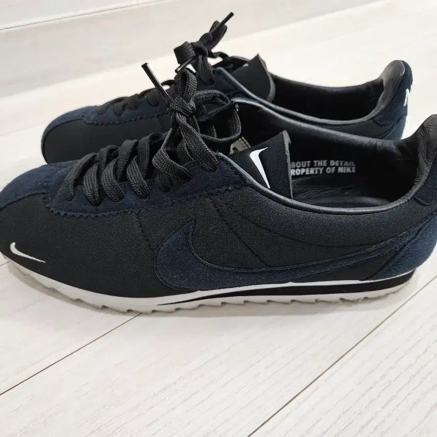 [BUNJANG] Nike Cortez Shark "Navy" - Men's US 9.5 / 나이키 코르테즈 샤크 네이비 275