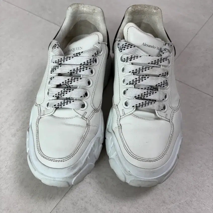 [BUNJANG] Alexander McQueen Coat Trainer White Black Size 36 / 알렉산더맥퀸 코트 트레이너 사이즈36