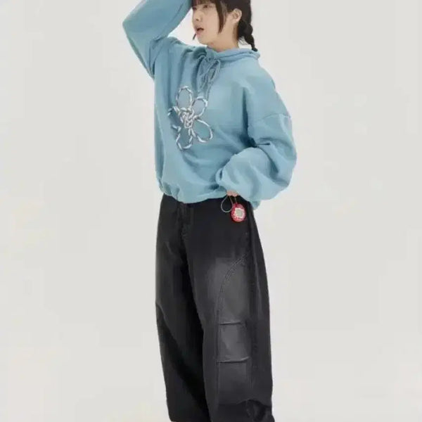 [BUNJANG] Baon Self-Produced Visson Flower Highneck Fleece Sweatshirt / 특가)이염)바온 자체제작 비슨 플라워 하이넥 기모 맨투맨