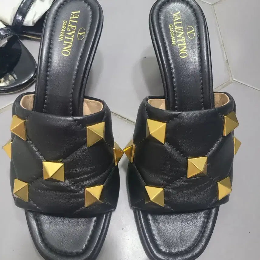 [BUNJANG] Valentino Nappa Leather Mule Heels Size 37 / 발렌티노 뮬 슬리퍼 힐 37사이즈