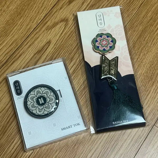 [BUNJANG] BTS 2021 Dalmajung Badge Bundle Set / 2021 bts 달마중 뱃지 스마트톡 빙탄소년단 badge 일괄