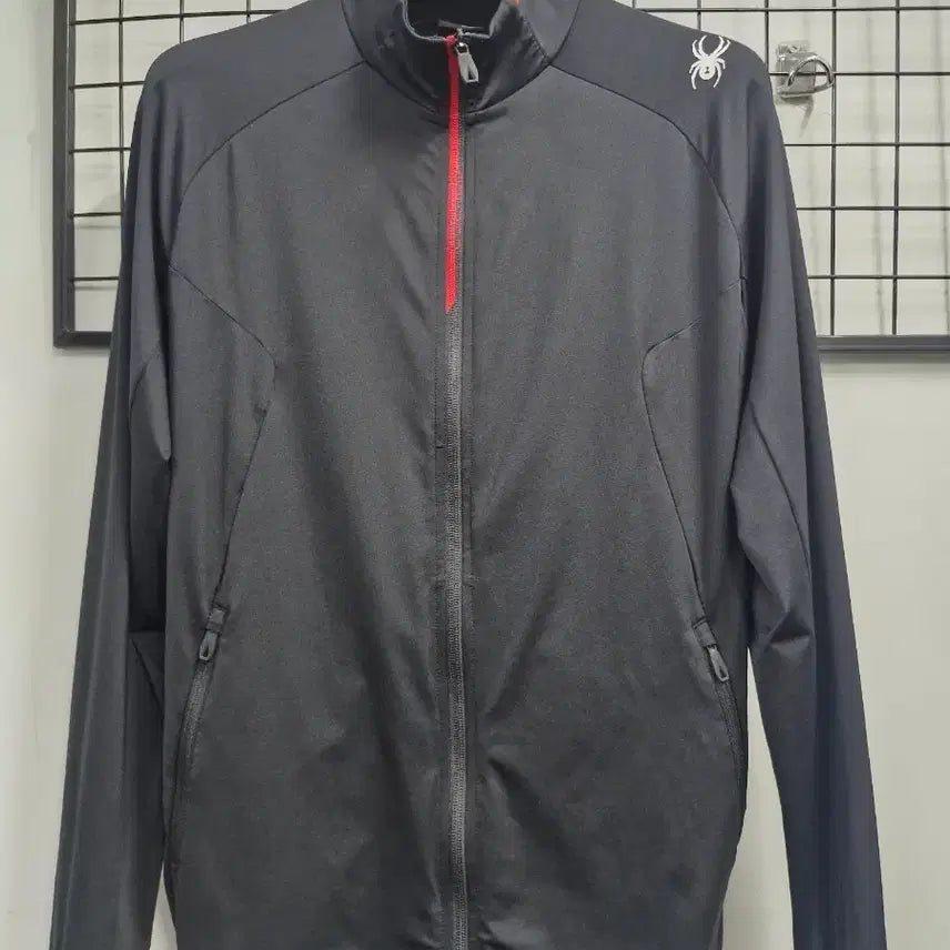 [BUNJANG] Spider Men's Stretch Functional Zip-up 100L / 100L 스파이더 맨즈 스트레치 기능성 집업.