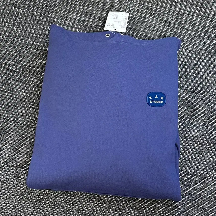 [BUNJANG] IAB Studio Small Patch Logo Hoodie Blue XL / 아이앱 스몰 패치 로고 후드 블루 XL 새상품