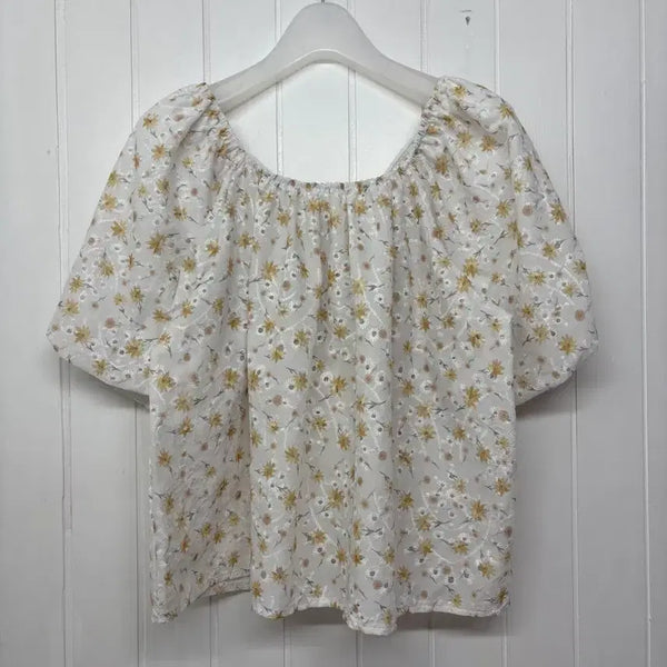 [BUNJANG] Trend Collection Flower Puff Blouse / 트랜드컬렉션 플라워 퍼프 블라우스 F(55-66)  마