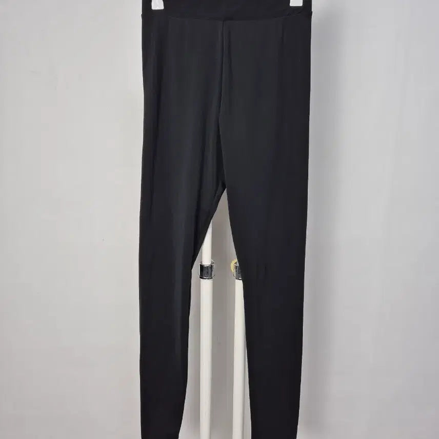 [BUNJANG] Adidas Black Basic Leggings / 아디다스 블랙 기본 레깅스