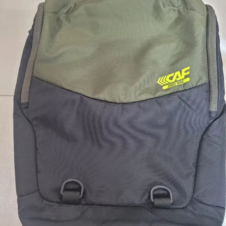 [BUNJANG] Lecaf CAF Olive/Black Backpack / 르까프.CAF 올리브/블랙 백팩